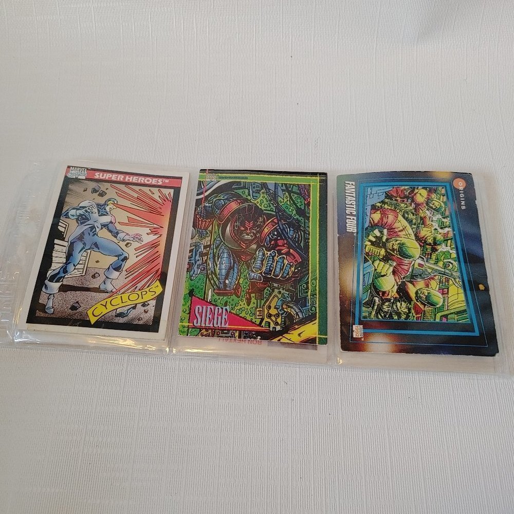 Vintage Marvel Super Heros Trading Cards Cyclops